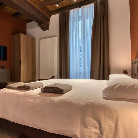Le Torri Guest house *